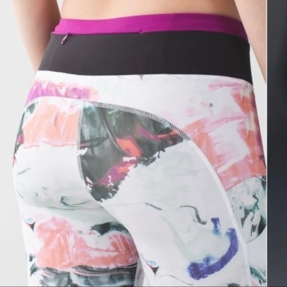 Lululemon Speed Tight‎ III All Full-On Luxtreme Pigment Wave Multi